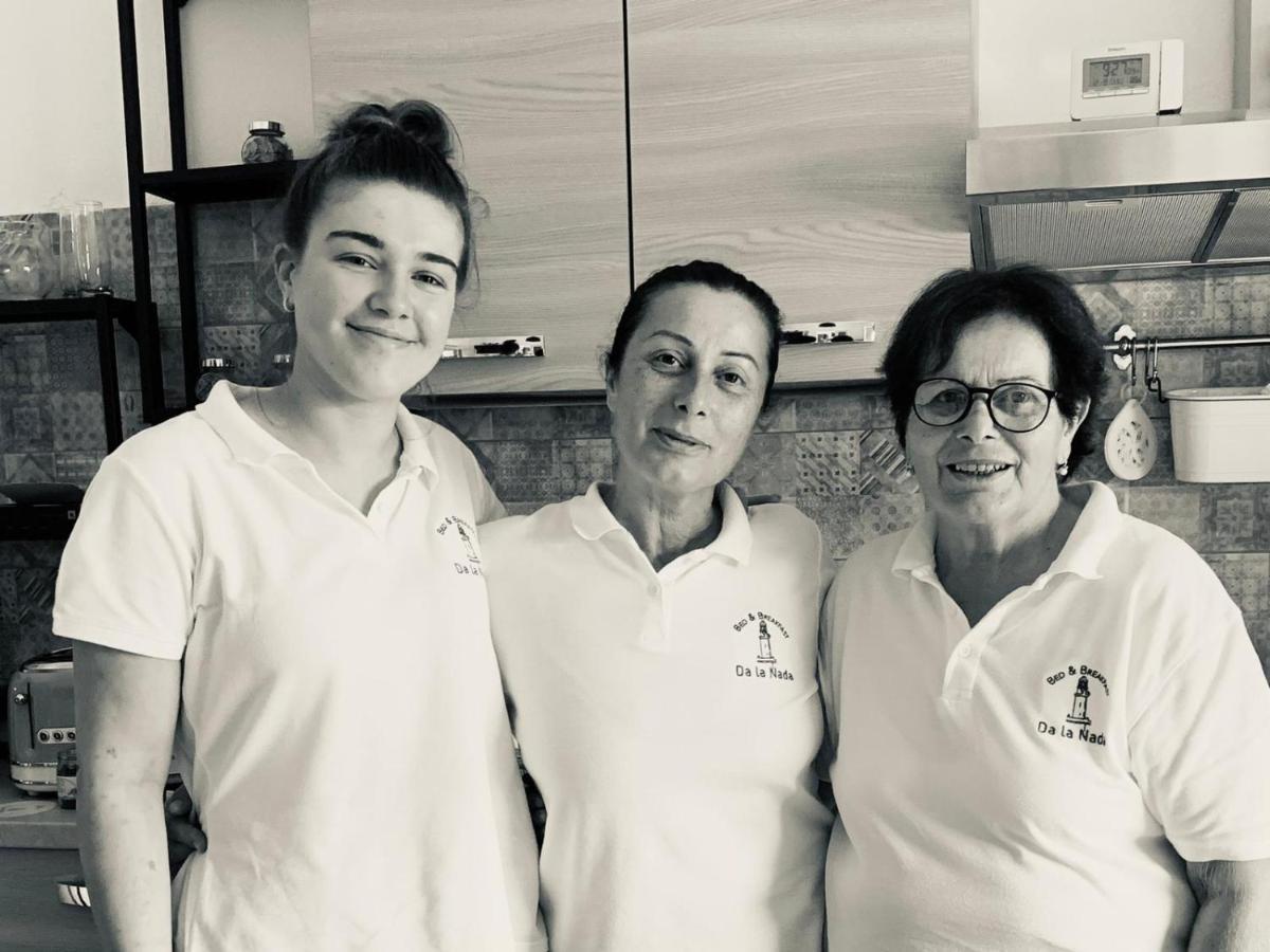 Da La Nada Bed & Breakfast Goro Bagian luar foto