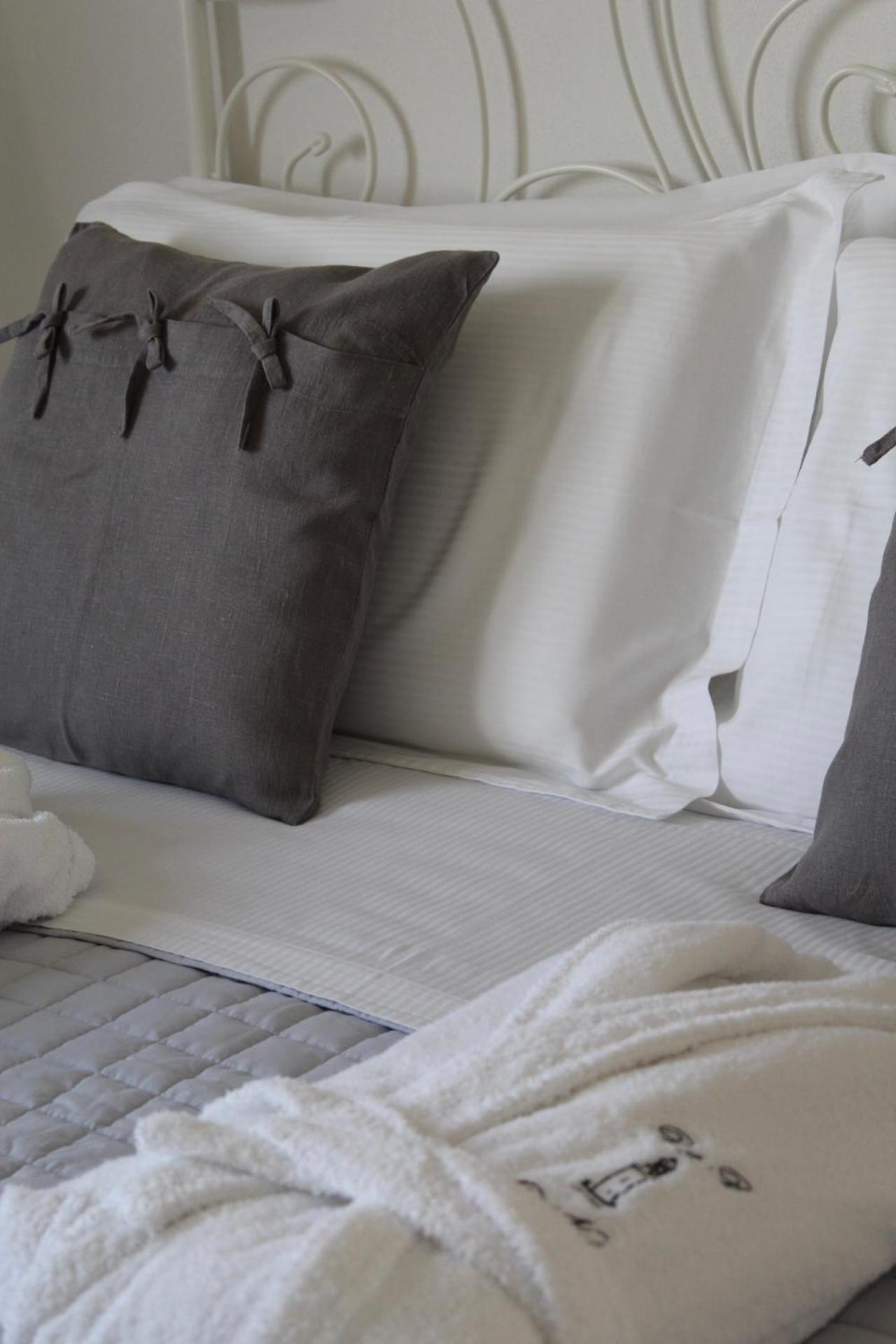 Da La Nada Bed & Breakfast Goro Bagian luar foto