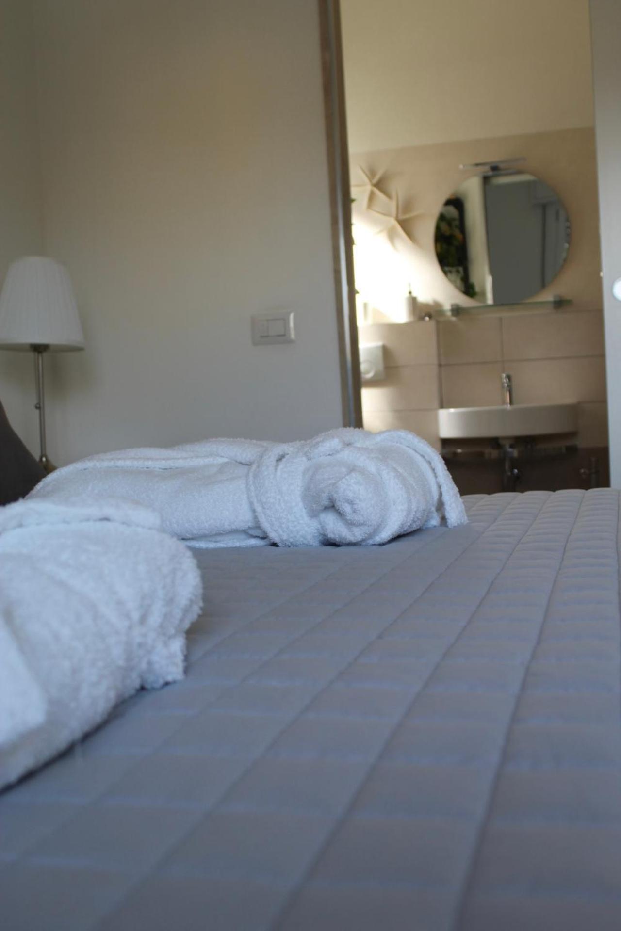 Da La Nada Bed & Breakfast Goro Bagian luar foto